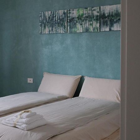B&B Colori Del Lago Brebbia Dış mekan fotoğraf