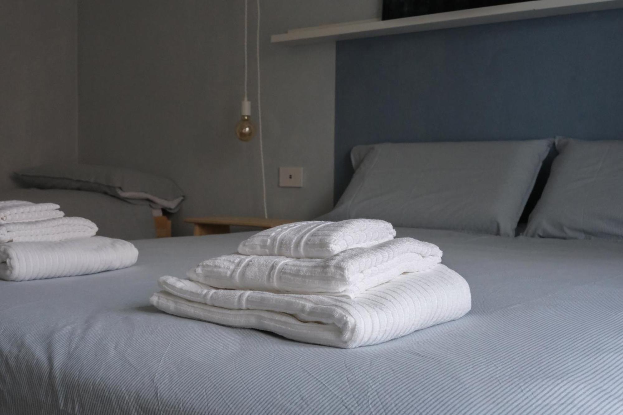B&B Colori Del Lago Brebbia Dış mekan fotoğraf